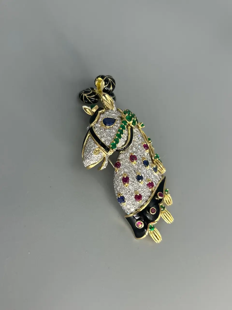 Full front view of the David Webb Lipizzaner Horse clip-brooch